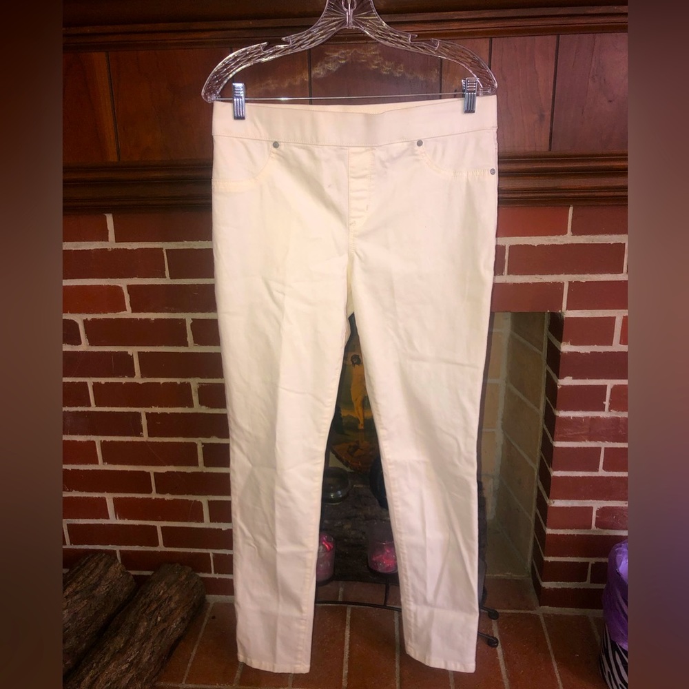 Women’s jeans